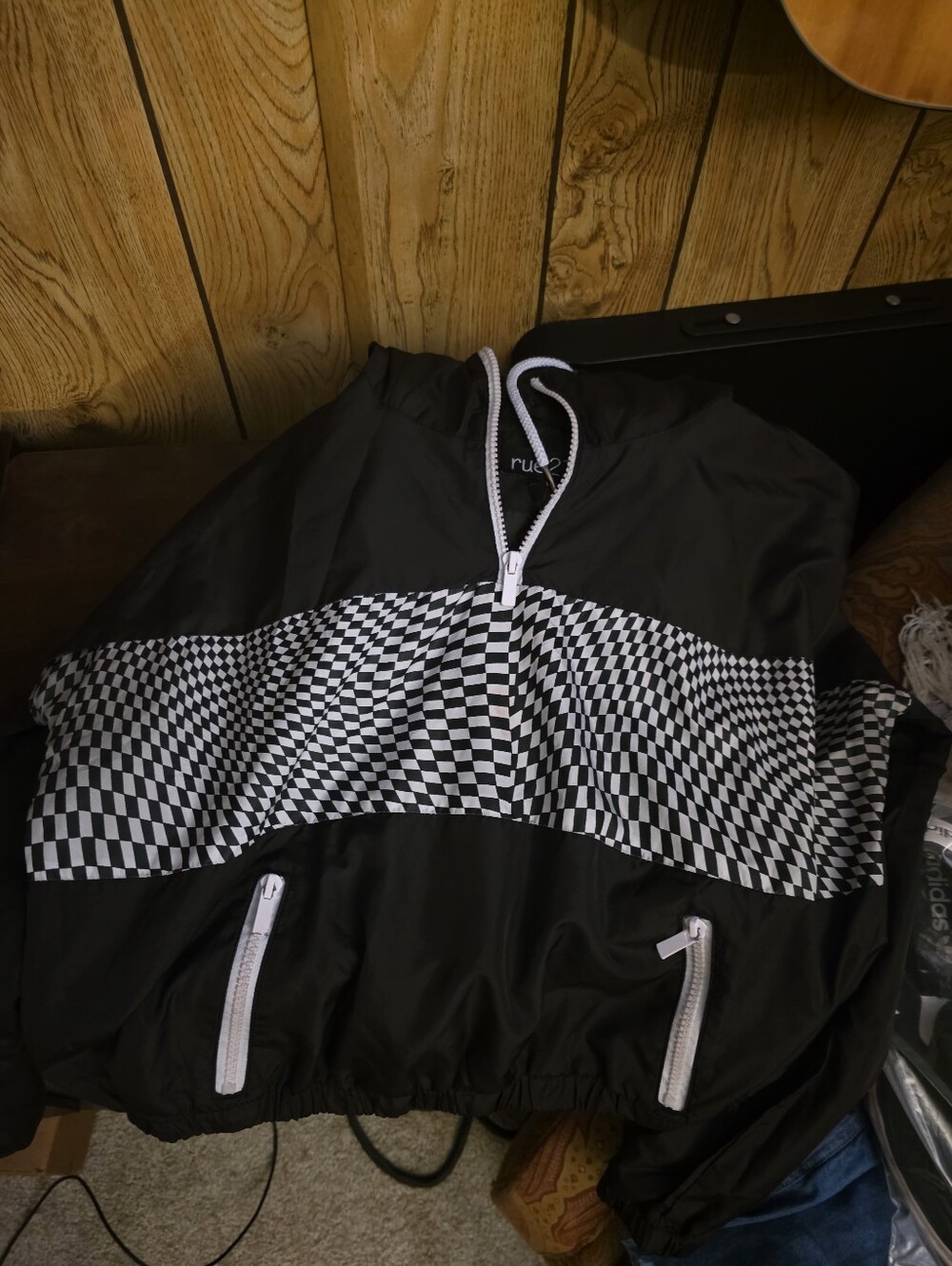 RUE 21 Black & White cropped Windbreaker Jacket with Black-and-White Check SZ S